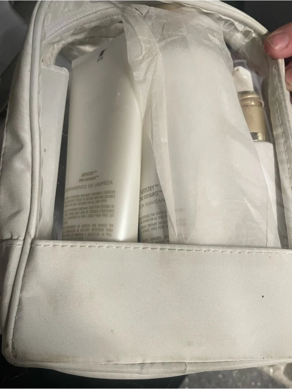 NIB NEW Artistry Essentials White and Gold Skincare Set in bag Retired